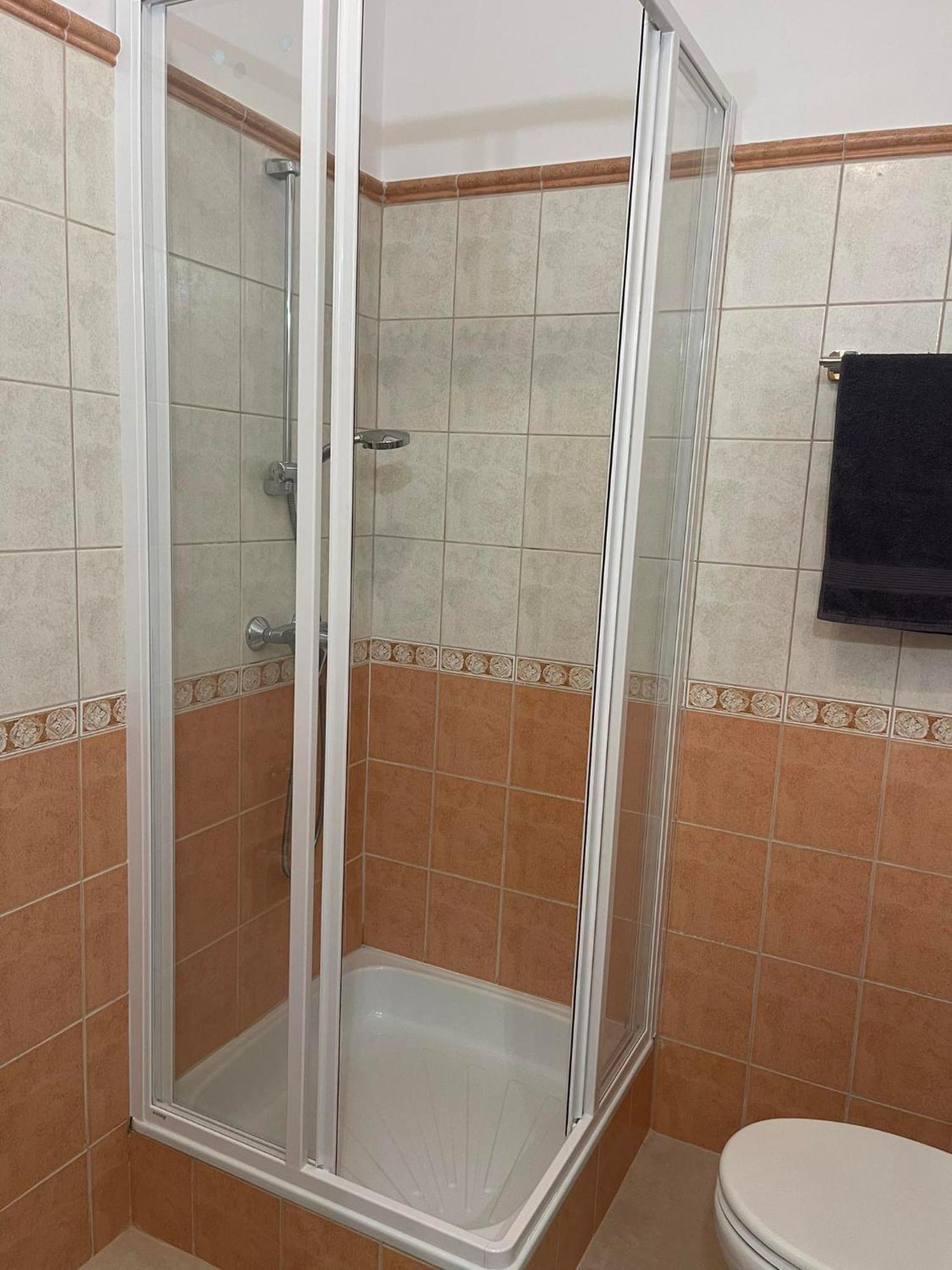 Hotello Apartmanhaz Es Panzio Zalaegerszeg Bagian luar foto