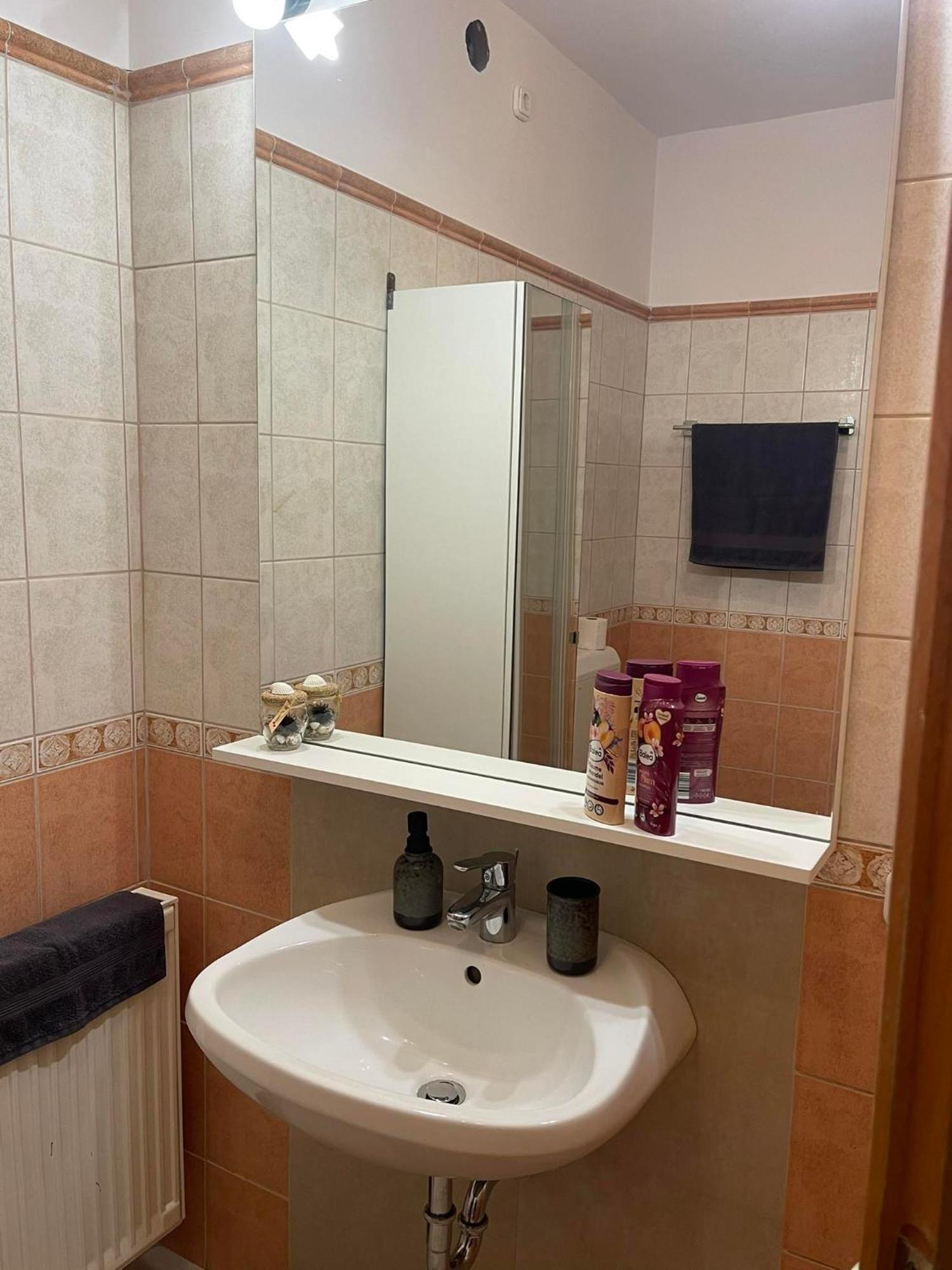 Hotello Apartmanhaz Es Panzio Zalaegerszeg Bagian luar foto