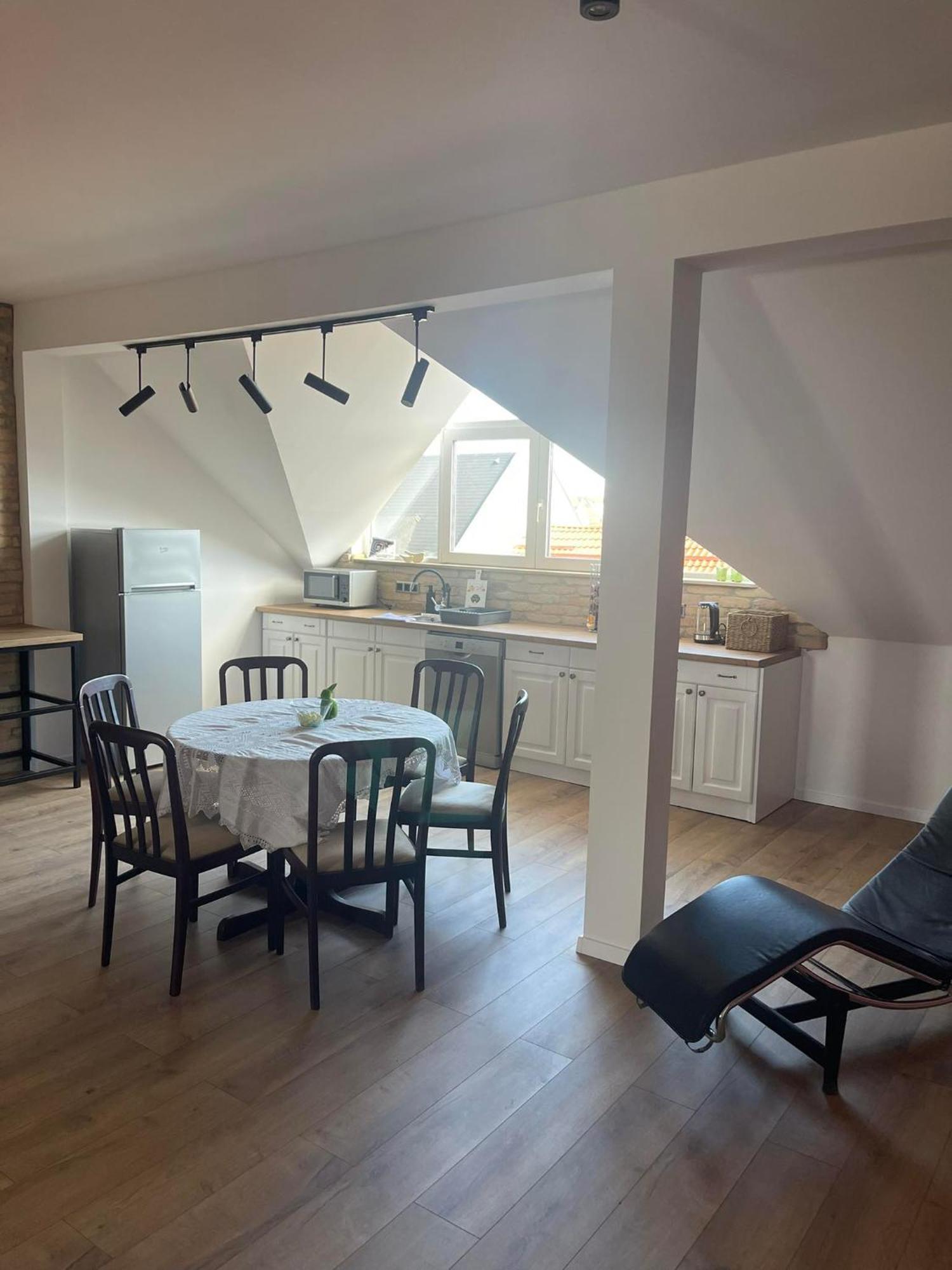 Hotello Apartmanhaz Es Panzio Zalaegerszeg Bagian luar foto