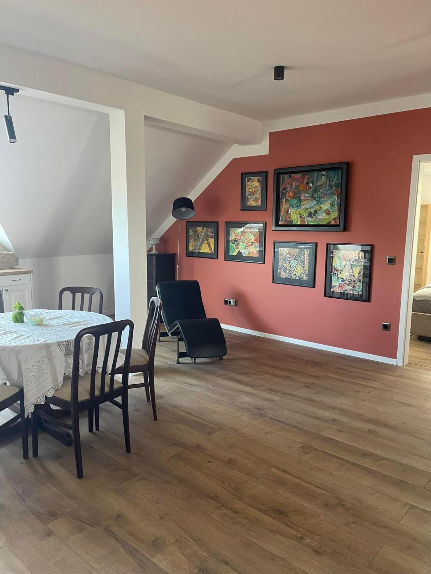 Hotello Apartmanhaz Es Panzio Zalaegerszeg Bagian luar foto