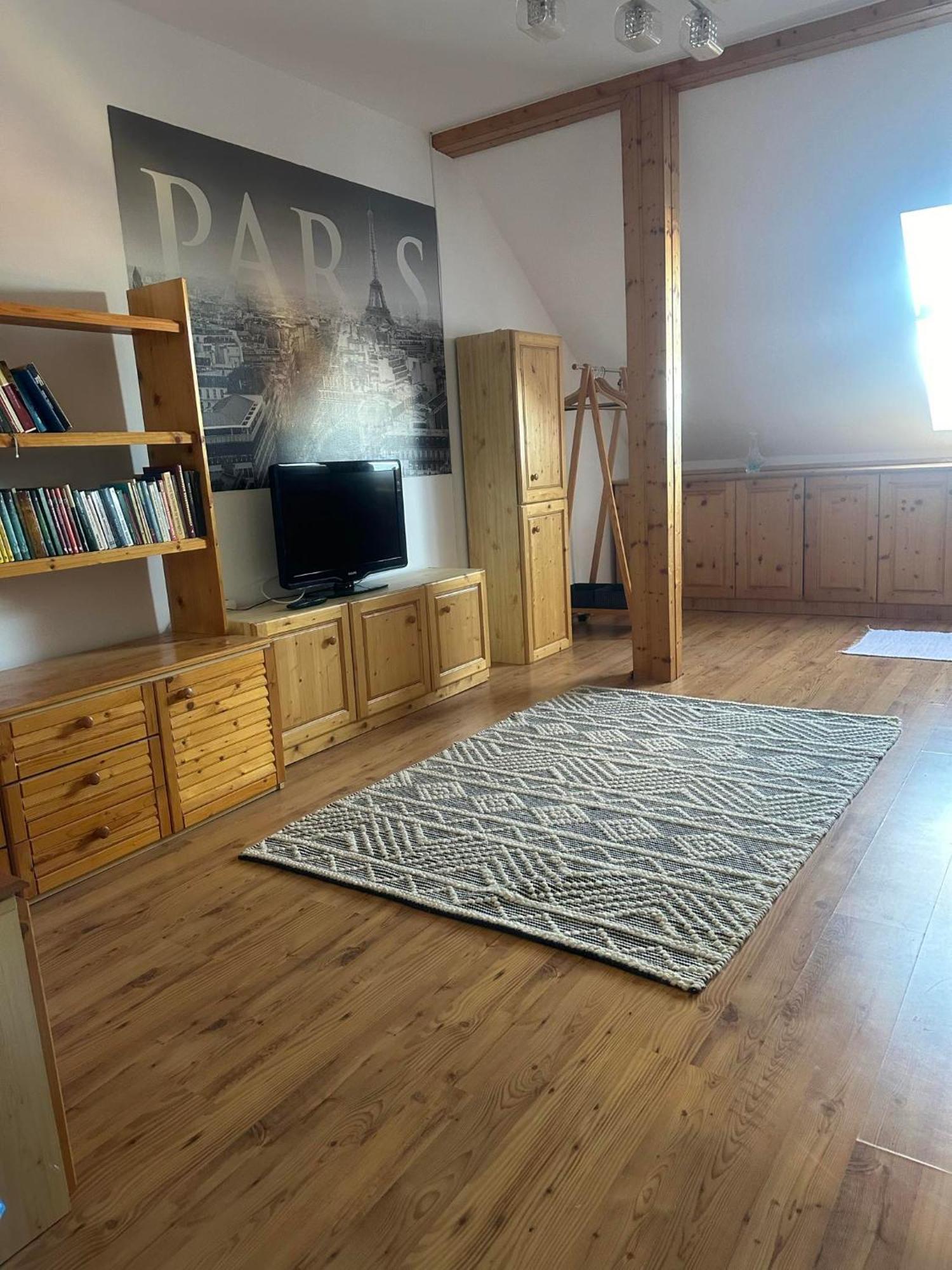 Hotello Apartmanhaz Es Panzio Zalaegerszeg Bagian luar foto